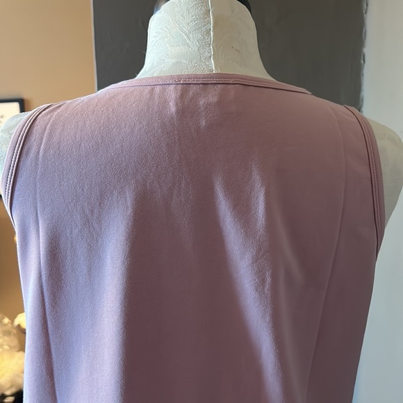 Rose Ruffle Bottom Tank - Picture 7 of 9